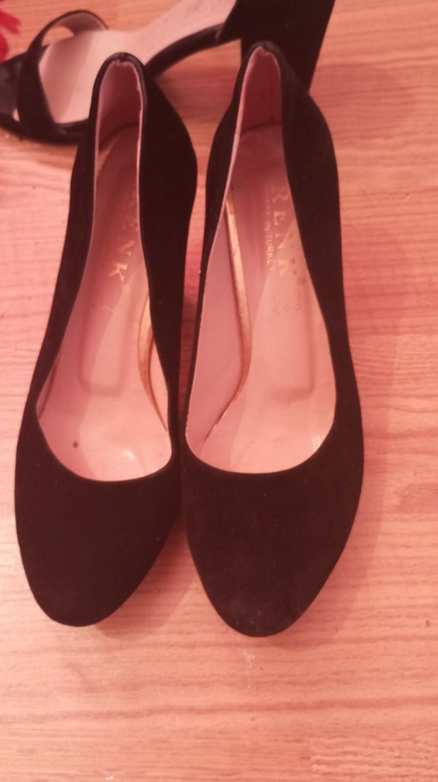 siyah Süet Kadın Topuklu Ayakkabı - Görsel 2