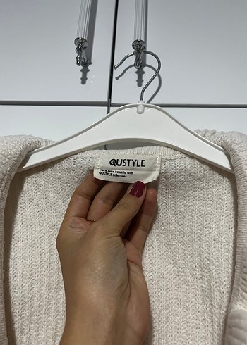 Bej Örgü fırfırlı tatlı hırka - Görsel 2