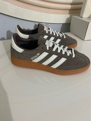 Adidas Spezial