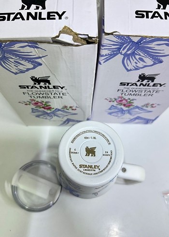 Diğer STANLEY Quencher BİPETLİ FİYONKLU TERMOS
