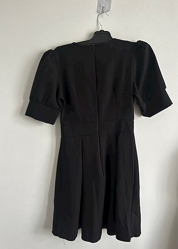 V Yaka Siyah Midi Kadın Elbise - Görsel 2