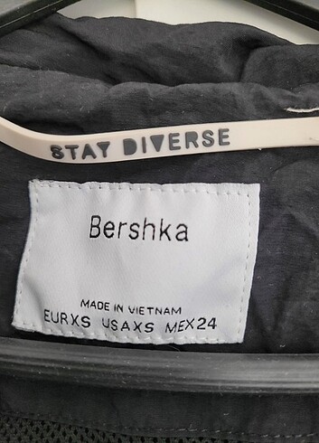 Bershka 
