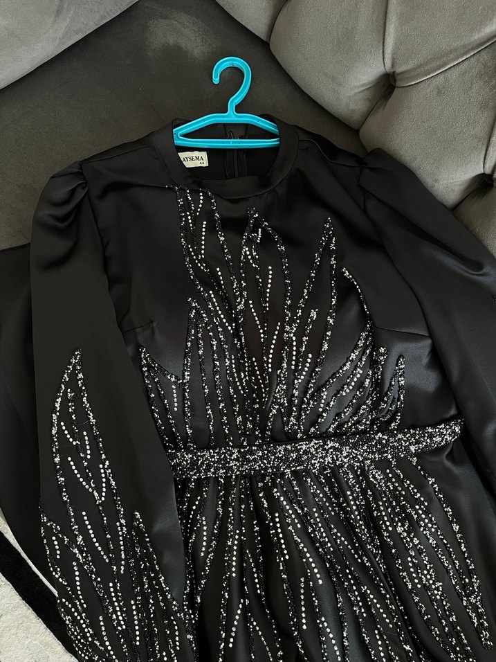 Siyah Nakışlı Uzun Kollu Abiye - Görsel 2