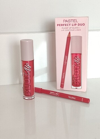  Beden Renk Pastel plump up lip gloss ve kalem
