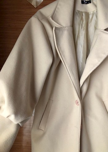 Bej Midi Kadın Palto, Düğmeli, Uzun Kollu - Görsel 2