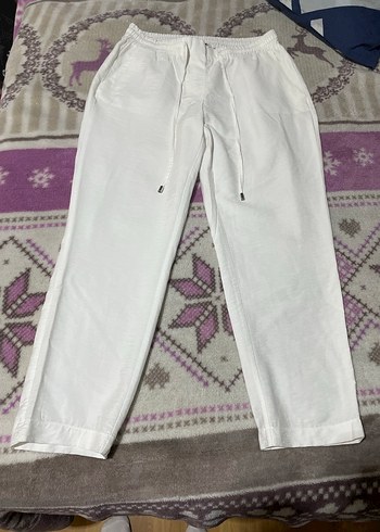 Beyaz Kadın Pamuklu Rahat Kesim Pantolon