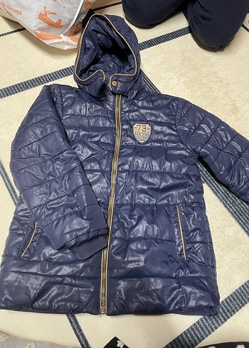 Mavi Parlak Erkek Çocuk Kapüşonlu Mont