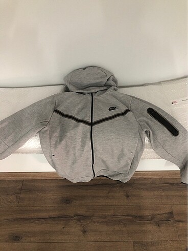 Nike tech gri Orjinal