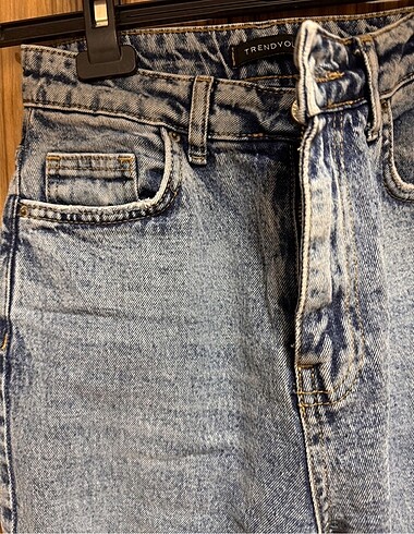 34 Beden Yüksek bel bootcut jean yırtmaçlı paça