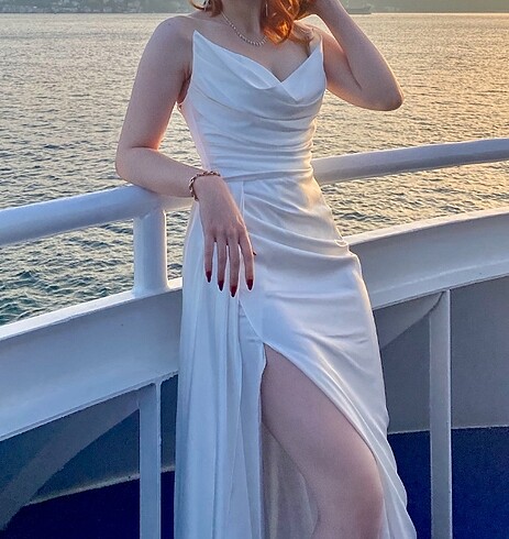 xs Beden beyaz Renk oleg cassini abiye