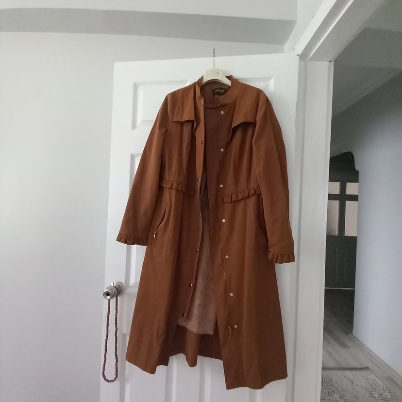 Düğmeli Kahverengi Uzun Hamile Kabanı - Görsel 3