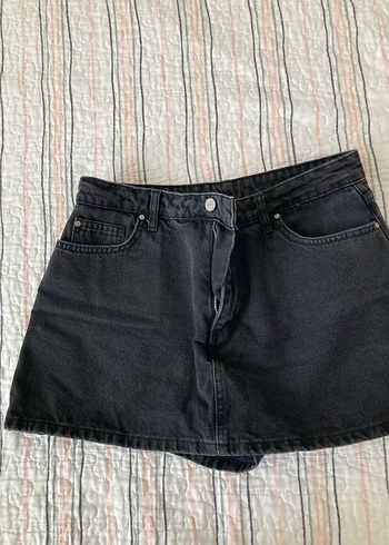 42 Beden Siyah Düğmeli Mini Denim Şort etek