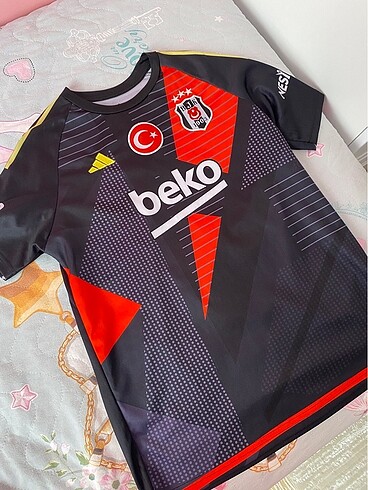 Beşiktaş Kaleci Formasi