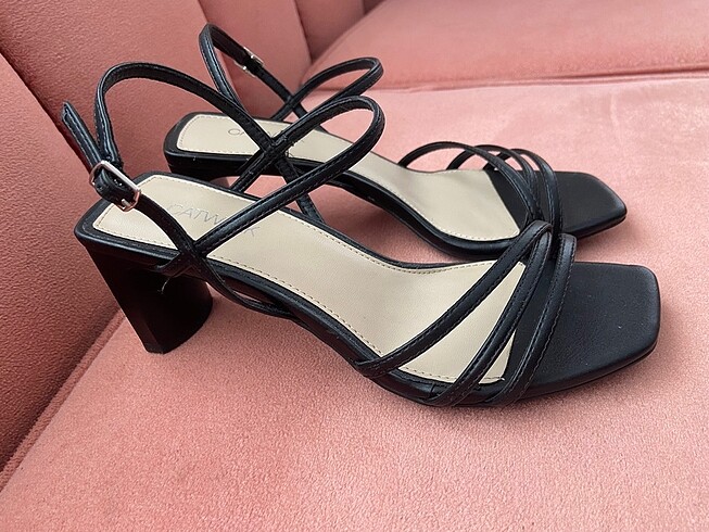 Catwalk Junkie Topuklu sandalet ayakkabı
