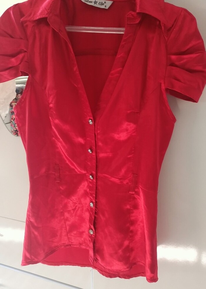 Vintage kırmızı saten gotik gömlek - Görsel 3
