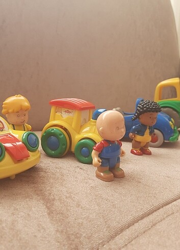 Caillou oyuncak seti