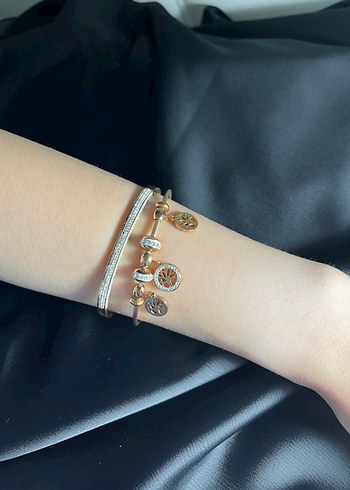 Minimalist Altın Renk Boncuklu Bileklik - Görsel 2