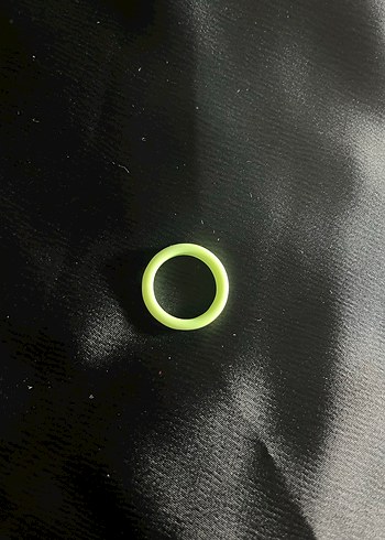 Yeşil Minimalist Kadın Yüzük - Görsel 2