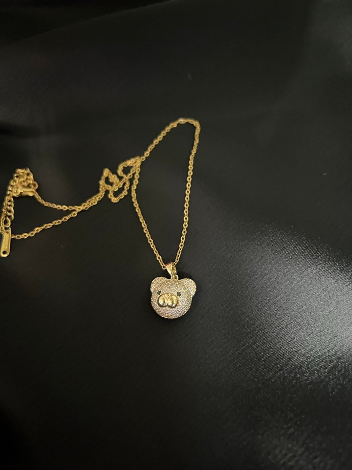 Ayıcık detaylı taşlı altın kolye - Görsel 2