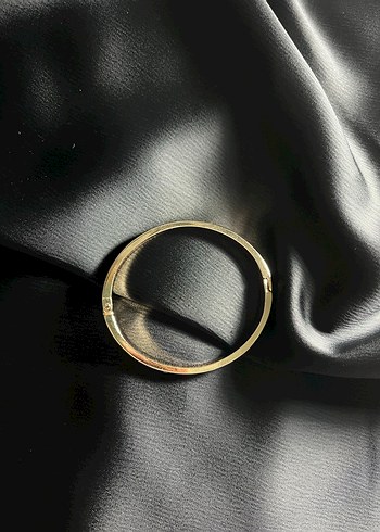 Beyaz boncuklu bileklik ve altın kaplama çelik kararmaz künye - Görsel 4