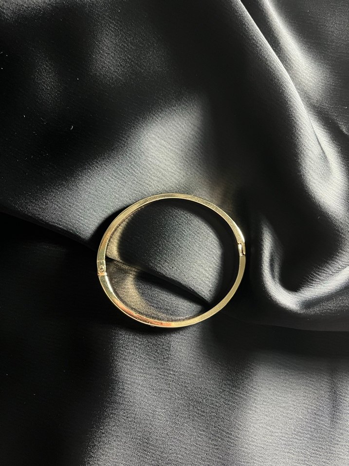 Beyaz boncuklu bileklik ve altın kaplama çelik kararmaz künye - Görsel 4