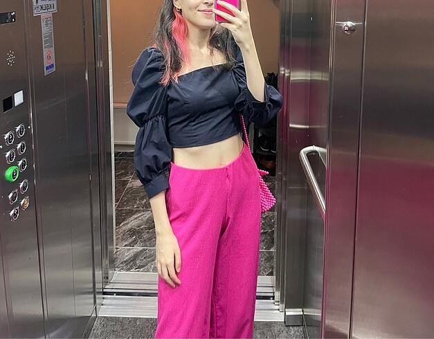 Siyah büzgülü bluz