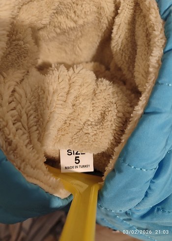 Mavi Erkek Çocuk Kapitone Fermuarlı Mont - Görsel 2