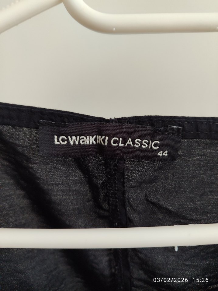 Kadın Siyah Keten V Yaka Salaş Bluz - Görsel 3