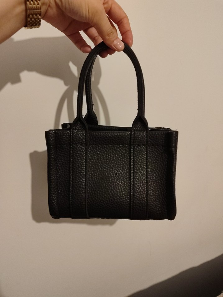 Siyah Deri Kadın Çanta - Fermuarlı, Parisli Stil - Görsel 3