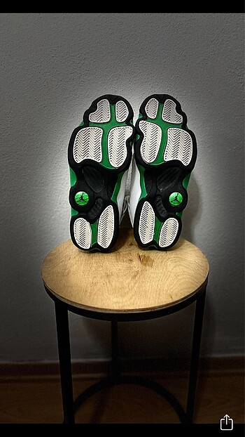 Nike Jordan Jumpman Two Trey