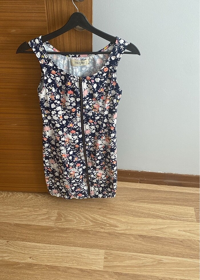 Çiçekli mini elbise - Görsel 2