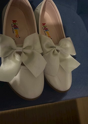 Kız Çocuk Beyaz Fiyonklu Babet Ayakkabı - Görsel 4