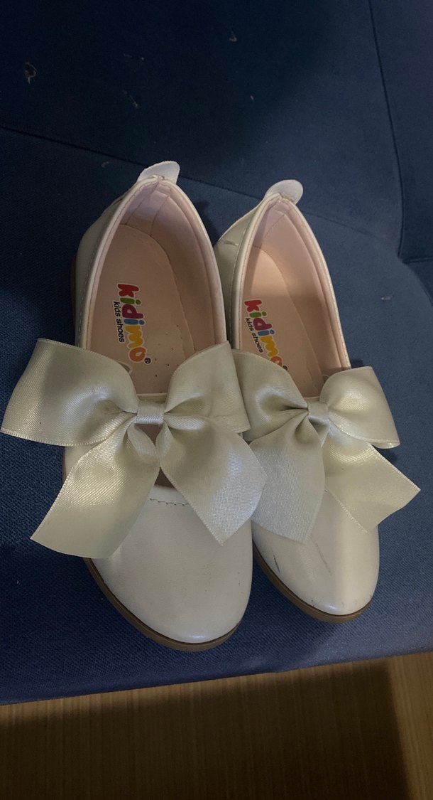 Kız Çocuk Beyaz Fiyonklu Babet Ayakkabı - Görsel 3