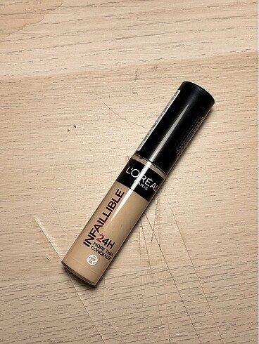 L'Oreal Infaillible kapatıcı 326 vanilla