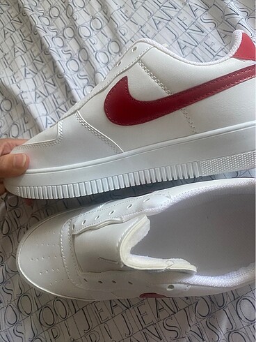 40 Beden Hiç giyilmedi Nike ayakkabı 40 numara