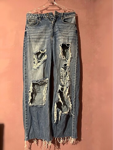 34 Beden Yırtık pantolon