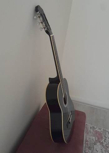 Klasik Siyah Gitar - Görsel 2