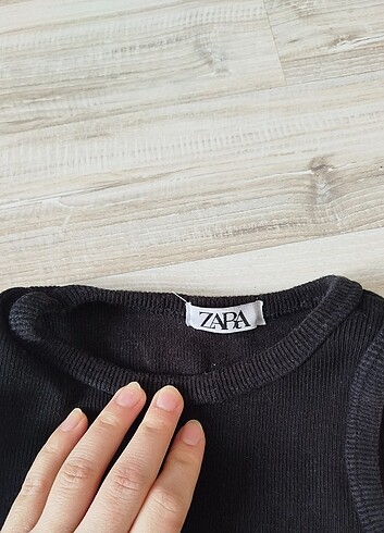 s Beden Siyah Crop