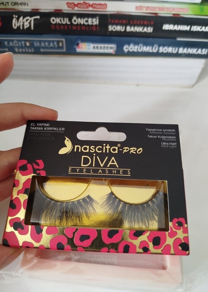 Takma kirpik ve tırnak  - Görsel 4