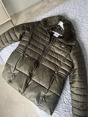 U.S Polo Assn. Mont bir kaç kere kullanıldı