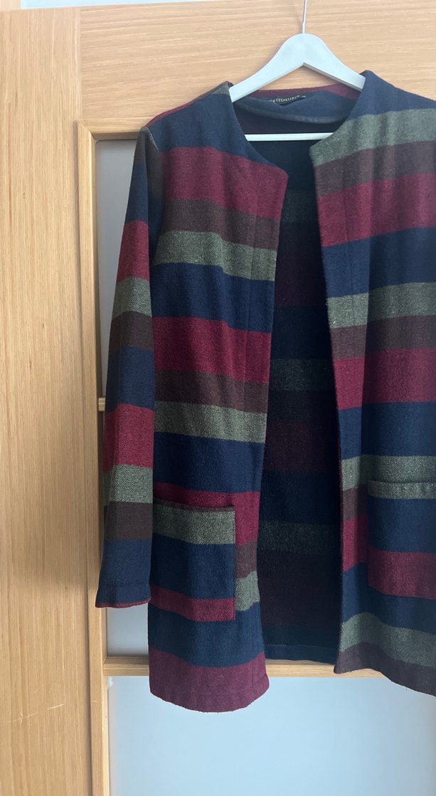 Düğmeli Çizgili Kadın Midi Kaban - Görsel 2