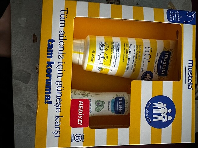 Mustela 200 ml güneş kremi hediyeli