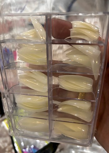 Bej Renkli Yapay Tırnak Seti - Görsel 2