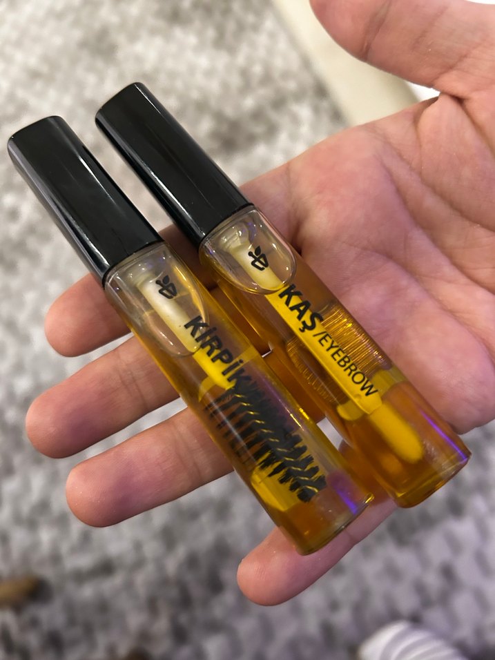 Sarı Kaş ve Kirpik Maskarası - Görsel 3