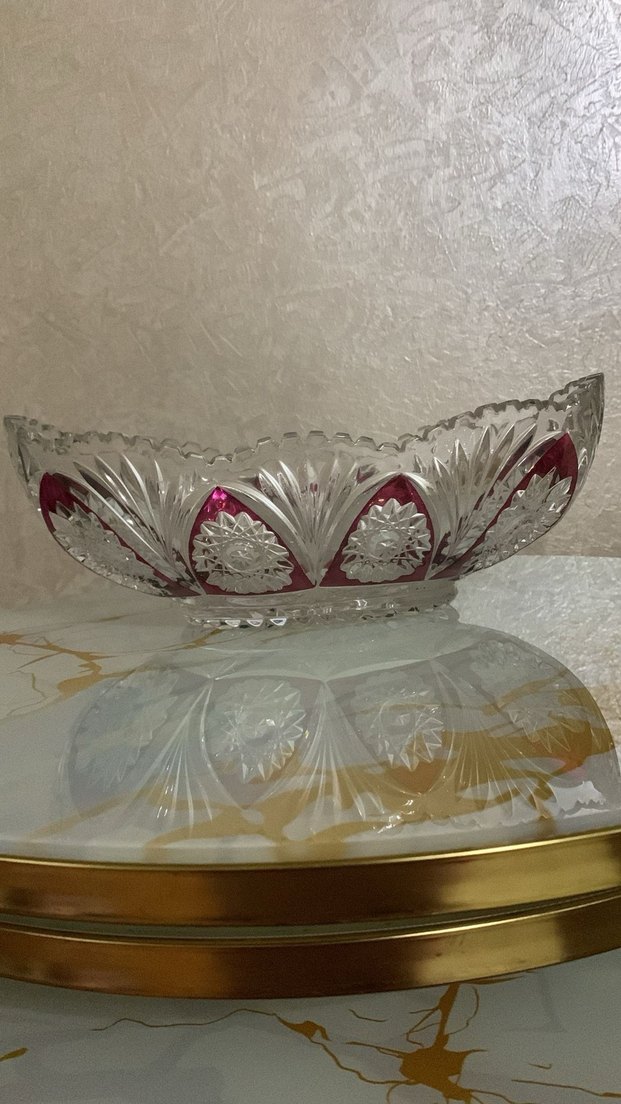 Parlak Kırmızı Detaylı Cam Vazo - Görsel 2