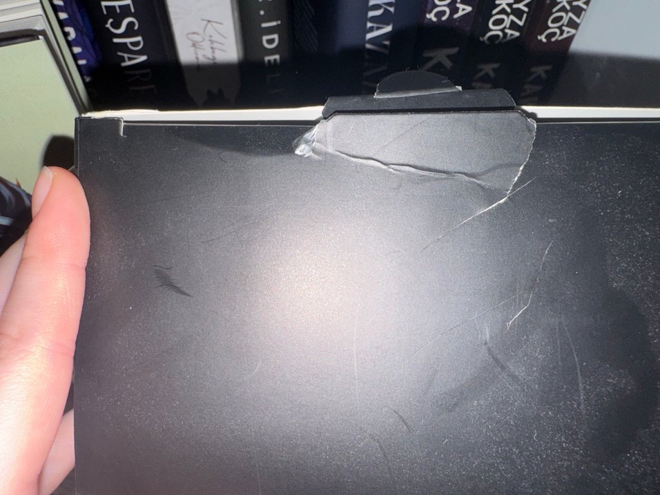 Medusanın Ölü Kumları 1-2 Kutulu Set - Görsel 2