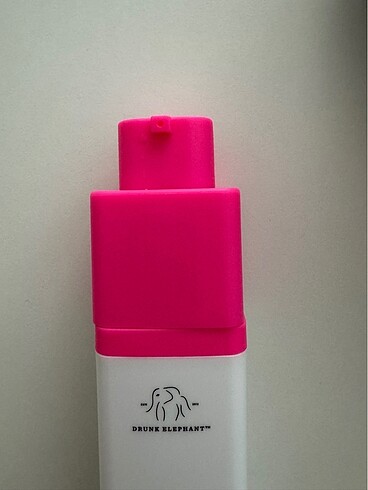  Beden Drunk elephant serum