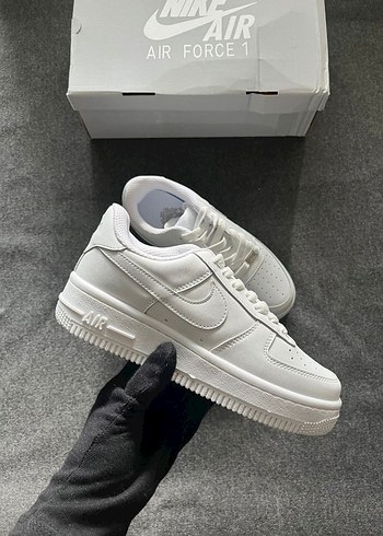 Nike Air Force Kadın Sneakers - Görsel 3