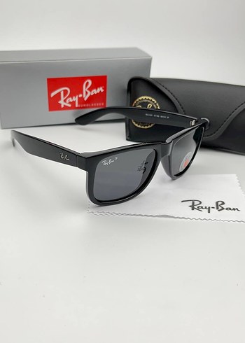 Ray Ban