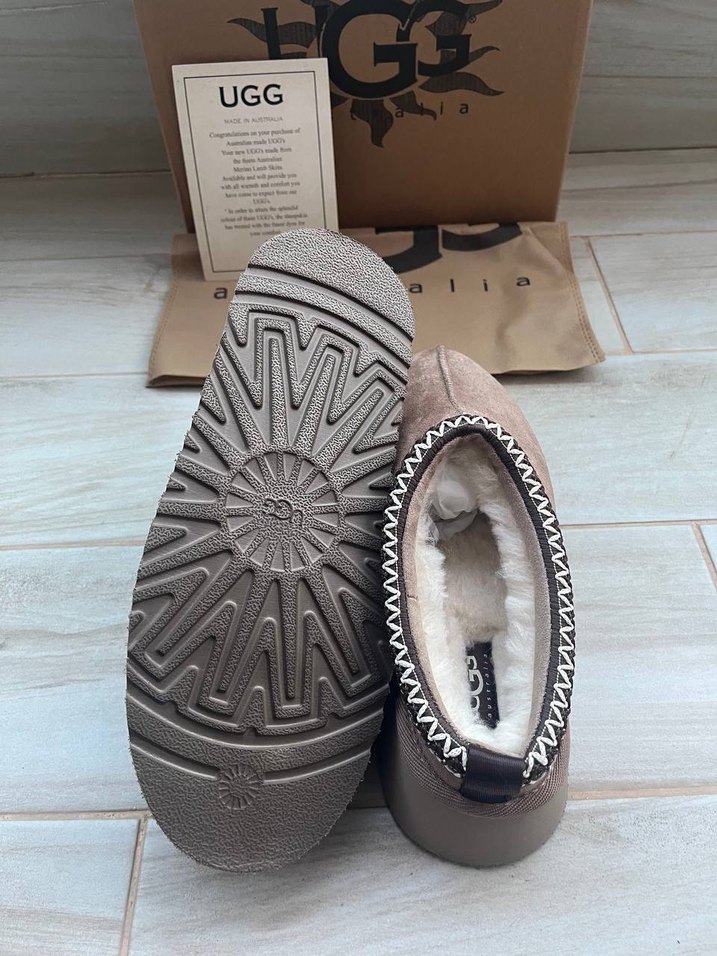 UGG Kadın Kahverengi Süet Kürklü Terlik - Görsel 4